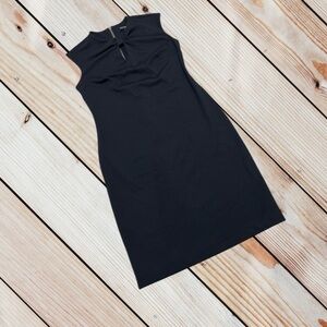 Sharagano size 2 petite black keyhole bow sleeveless sheath dress